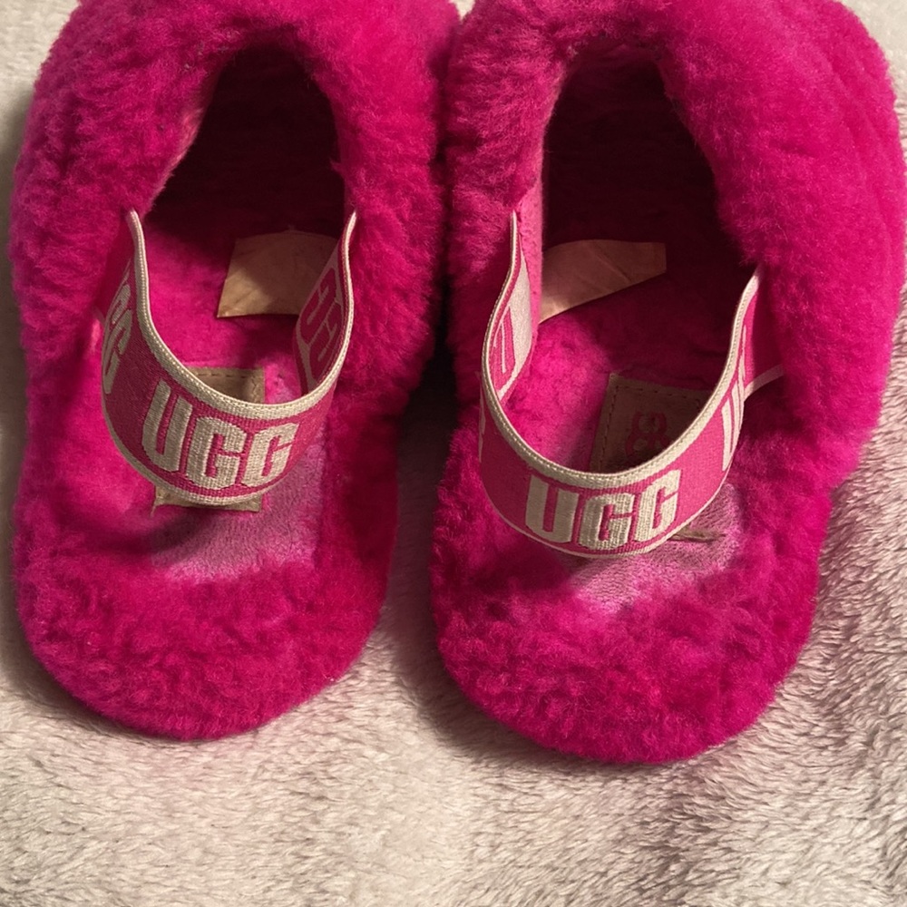 Girls Ugg Slides - Picture 3 of 7